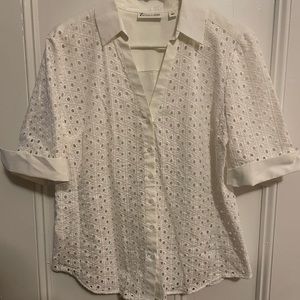 NY&C White Lace Front Button-Up Short Sleeve Top